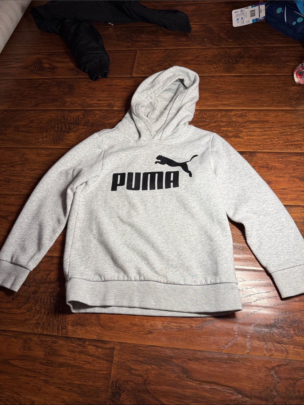 Size 7/8. Puma Light Gray Crewneck Hoodie with Black Logo. Great, like new condi